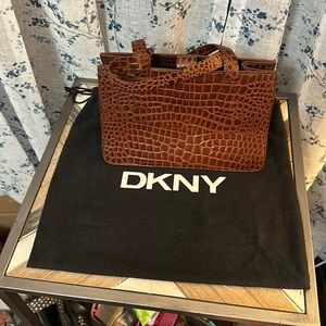 Donna Karen NY alligator purse EXCELLENT condition!